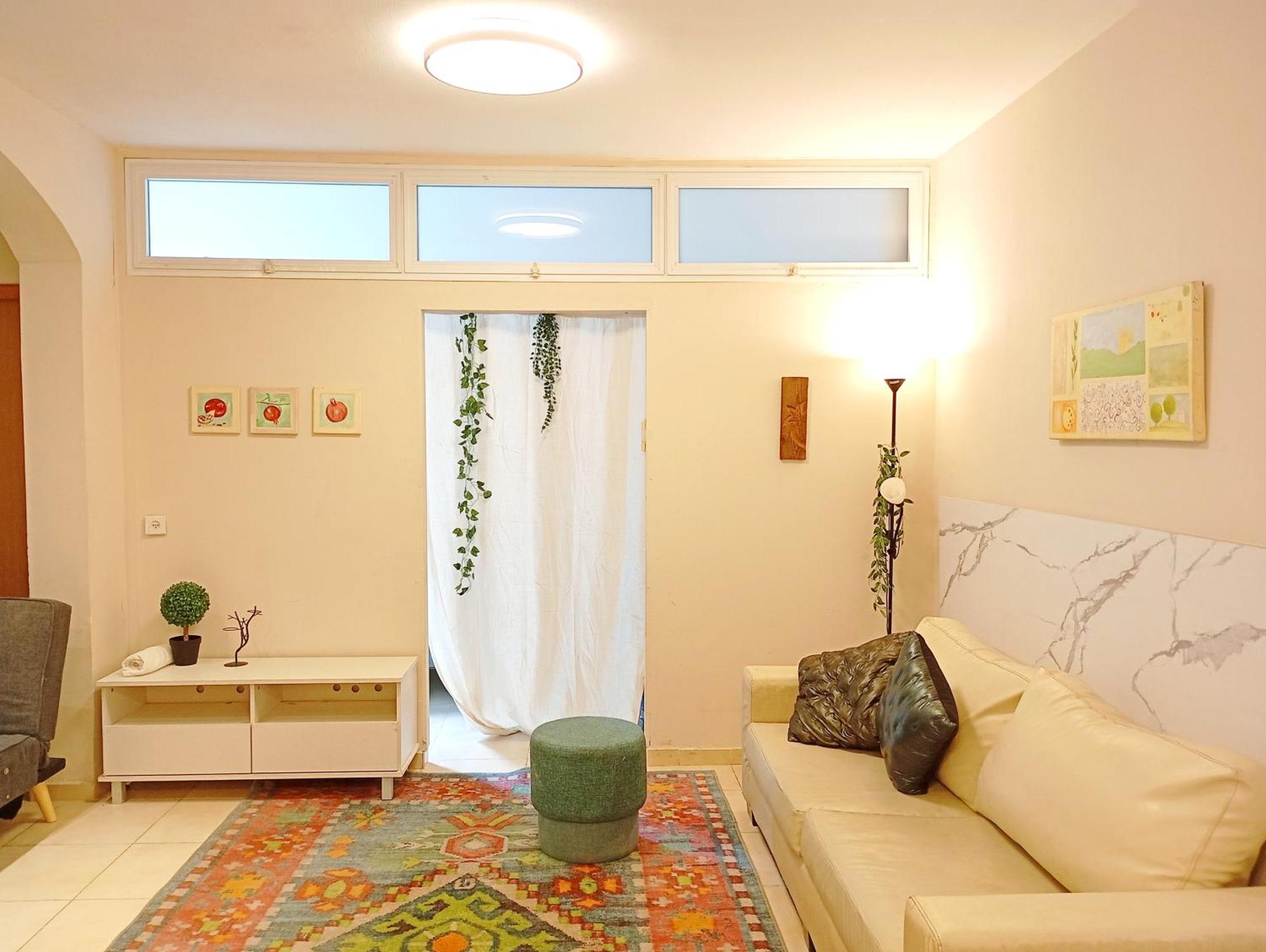 בין העצים Apartamento Petach Tikva Exterior foto