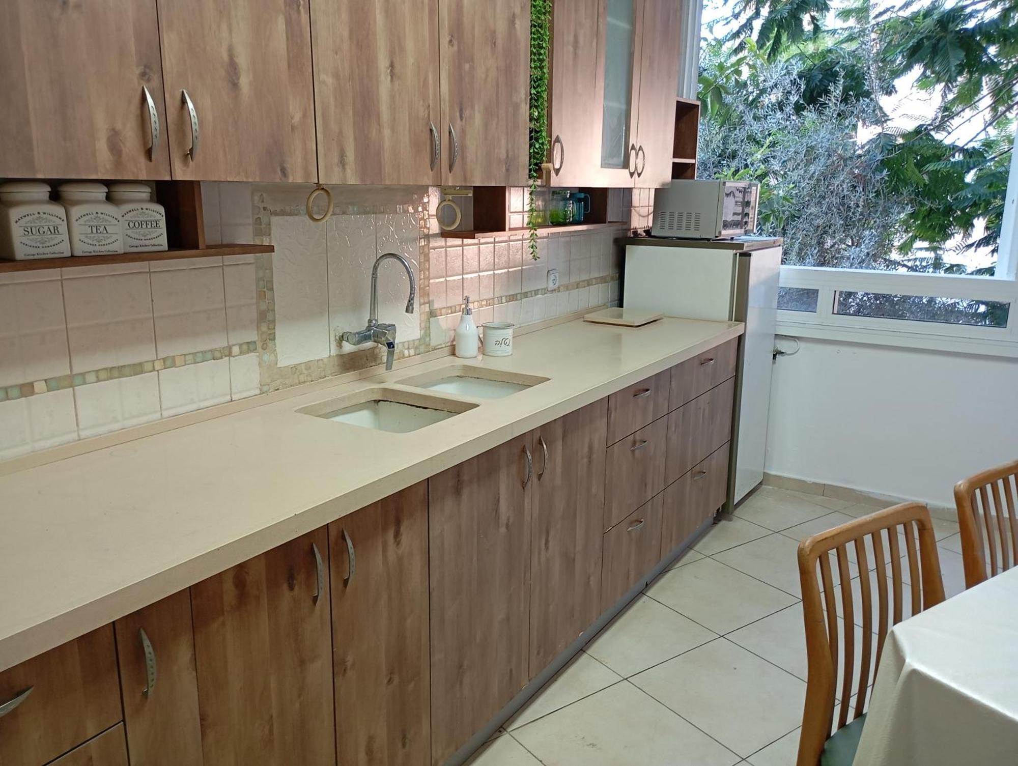 בין העצים Apartamento Petach Tikva Exterior foto